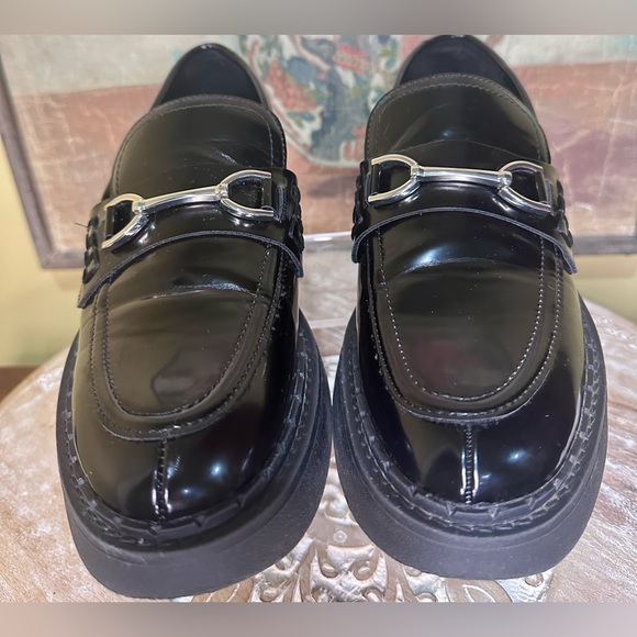 EUC ZARA Chunky Sole Loafer with Silver-Tone Hardware. Size 38/7.5 - Picture 7 of 15